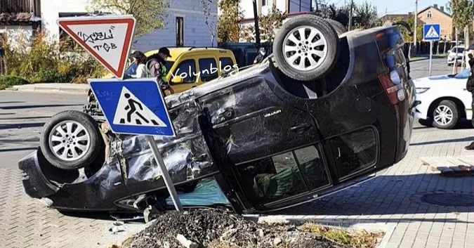 У Ковелі Renault перекинув Volkswagen на дах