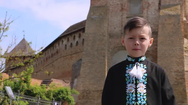 Маленький лучанин написав вірш-звернення до українців (відео)