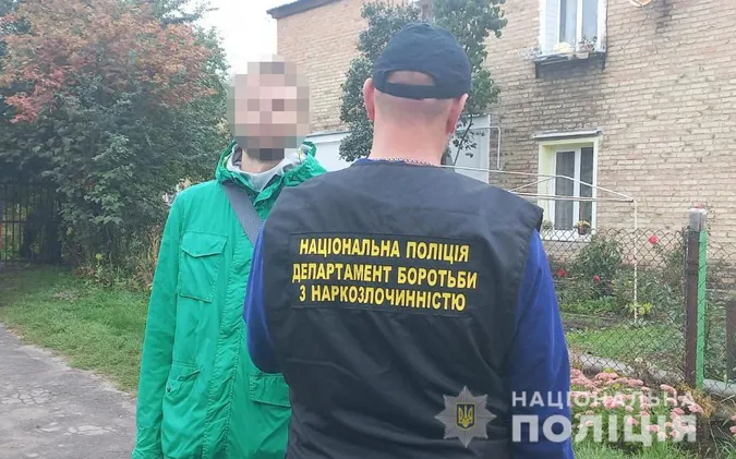 Придбав для себе: у мешканця Нововолинська знайшли амфетамін (фото)