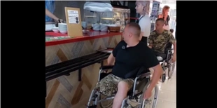 Ветерани війни протестували «Пузату хату» в луцькому ЦУМі (відео)