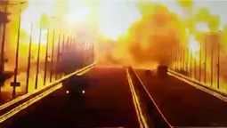 Оприлюднили відео моменту вибуху з Кримського мосту (відео)