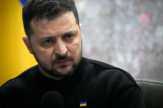 Росія хоче атакувати три українські АЕС, – Зеленський