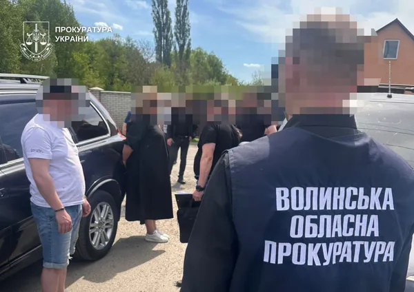 На Волині викрили схему для ухилянтів: за фіктивну інвалідність брали $8 тисяч (фото)