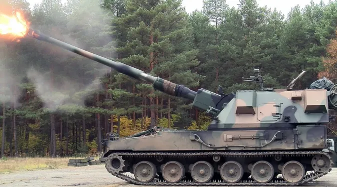 Польща надасть Україні 18 самохідних гаубиць Krab (відео)