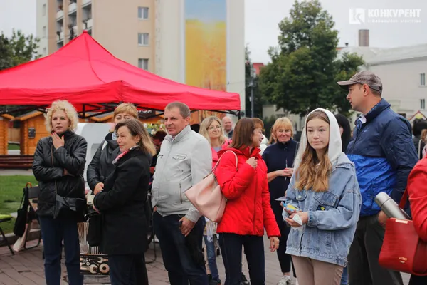 Велопробіг, вишиванки, ЗСУ❤️: як Луцьк відзначає особливий День міста (фото, відео)
