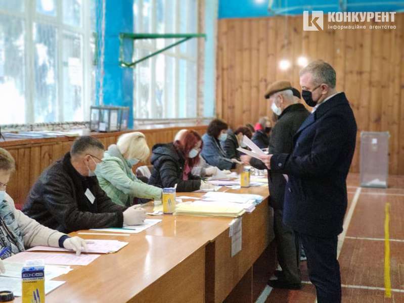 У Луцьку запустили виборчий флешмоб (фото, відео)