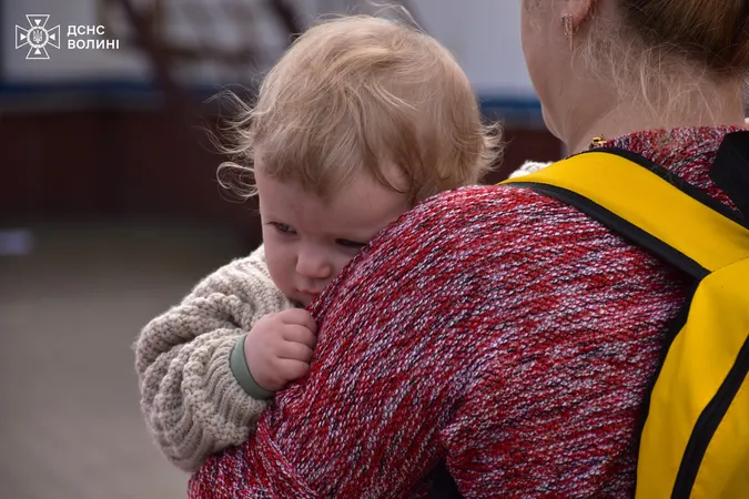 Евакуаційний потяг прибув на Волинь: прихисток знайшли ще 13 родин