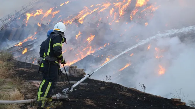 У Миколаєві ворог поцілив у цивільні об'єкти