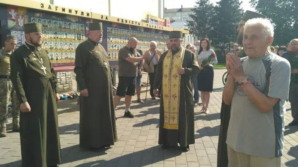 У Луцьку попрощалися із загиблим бійцем (фото)
