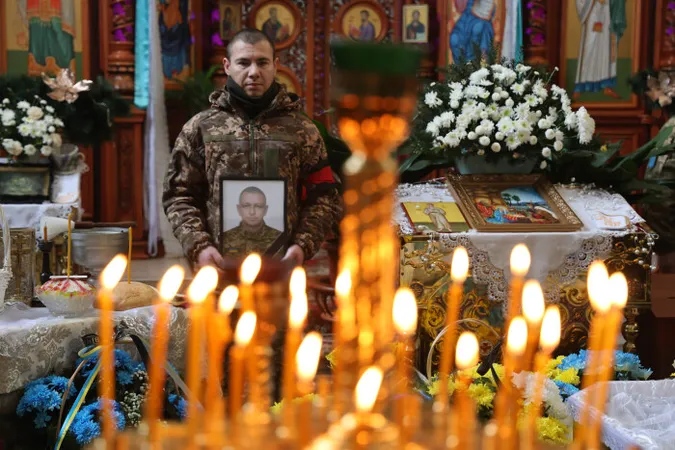 У Луцьку попрощалися з Героєм Вадимом Кравчуком (фото)