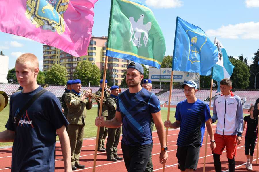 У Луцьку змагаються легкоатлети із 24 областей України (фото)
