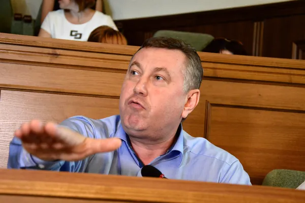 Володимир Бондар: «Яструби» з оточення Палиці винні у протистоянні між Волиньрадою та ОДА