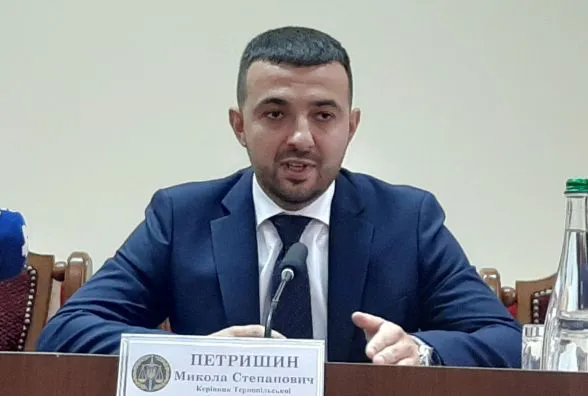 «Їб*ти, як тупих свиней»: тернопільського прокурора звільняють за погрози колегам