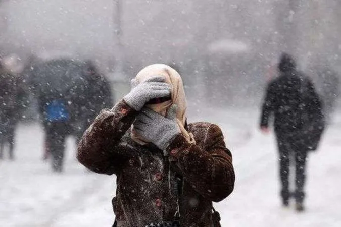 На Волині оголосили «помаранчевий» рівень небезпеки через сильний сніг