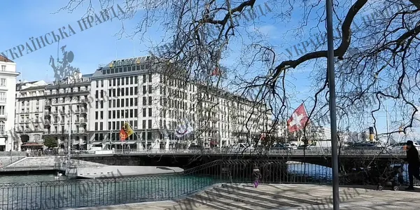 Будівля, де розташовується офіс неформальної групи «Приват» у Женеві