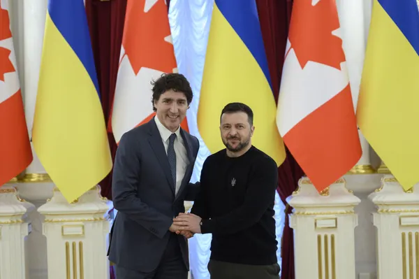 Україна підписала безпекові угоди з Італією і Канадою (фото)