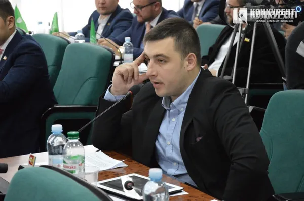 Чи готуються осередки волинських політсил до позачергових виборів