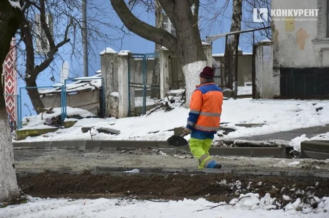 Поліцейські Луцька поставили оцінку луцьким дорогам 