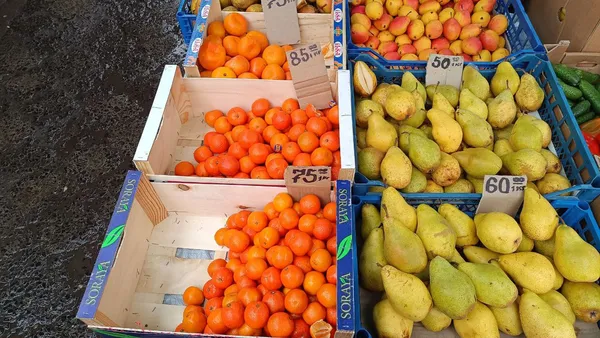 Скільки коштують мандарини у Луцьку