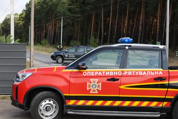 У Луцьку під час ворожого обстрілу постраждала людина (фото)