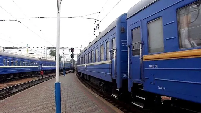 Укрзалізниця закрила продаж квитків у кількох містах