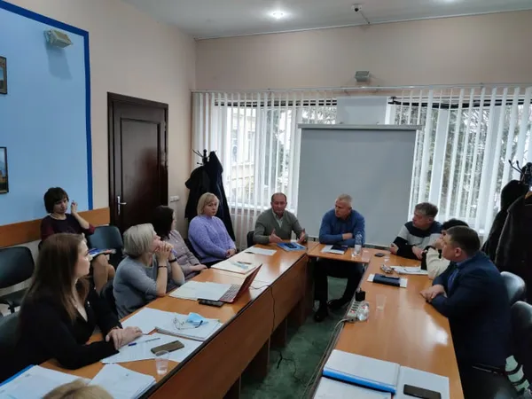 Освіта і транспорт: старости Луцької громади розповіли про наболіле
