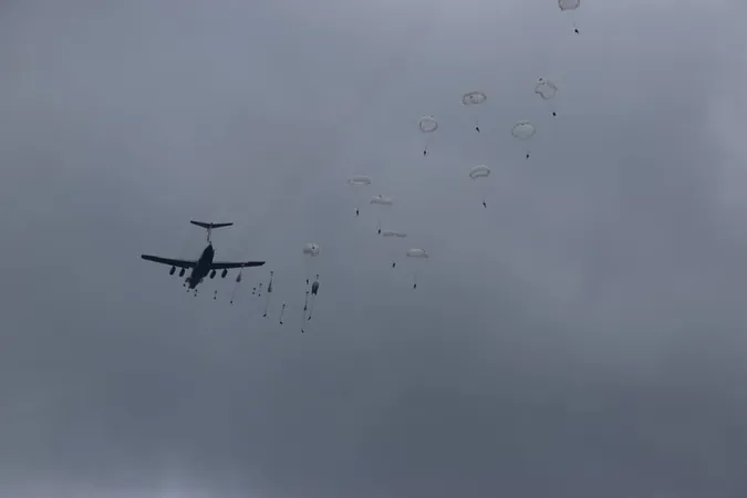 Як на Волині військові літуни тренувалися (фото)
