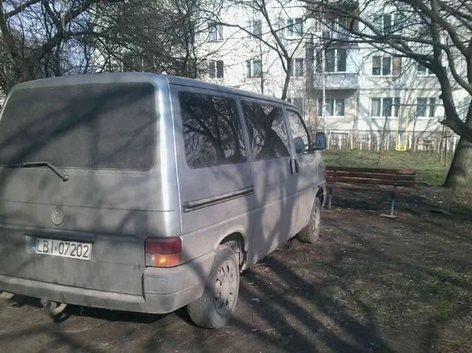 Луцькі муніципали «полюють»  на порушників правил паркування (фото)
