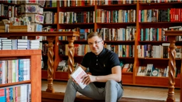 «Книги, як політики: обкладинка може бути гарна, а насправді порожняк», – Тарас Шкітер