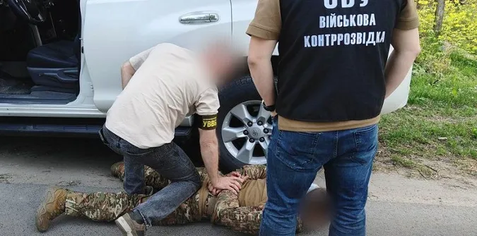 Волинський прикордонник «кришував» контрабандистів – його затримали (фото)