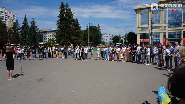 Не 31 рік, а понад 1000: у Луцьку відзначили День державності України (фото, відео)