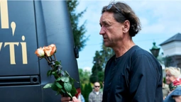 У Луцьку попрощалися з художником Михайлом Штиком, який загинув на війні (фото, відео)