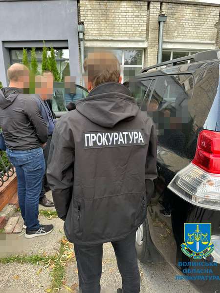 На хабарі зловили начальника управління Волинської ОВА (фото)