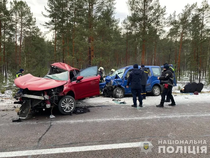 Двоє загинули, ще двоє – в реанімації: на Камінь-Каширщині сталися дві жахливі аварії (фото)