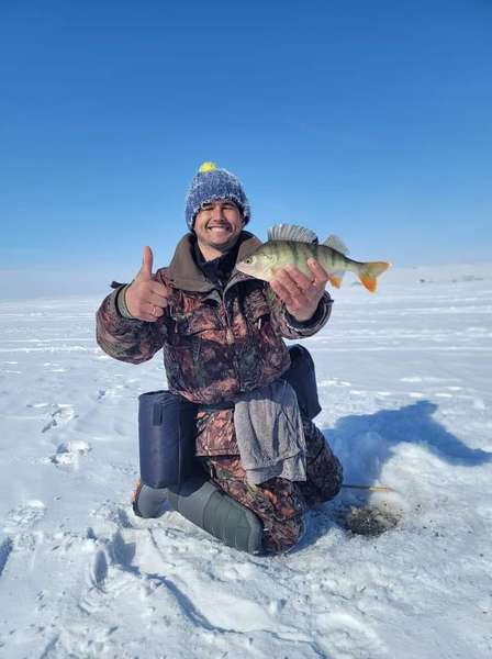 Волинський депутат здобув медаль на чемпіонаті із зимової риболовлі в Монголії (фото)