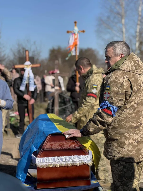 Майже два роки невідомості: на Волині попрощалися з воїном Андрієм Оніщуком (фото)