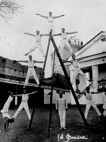 У Луцьку показали архівні знімки міської команди пожежників 1930-х років (фото)