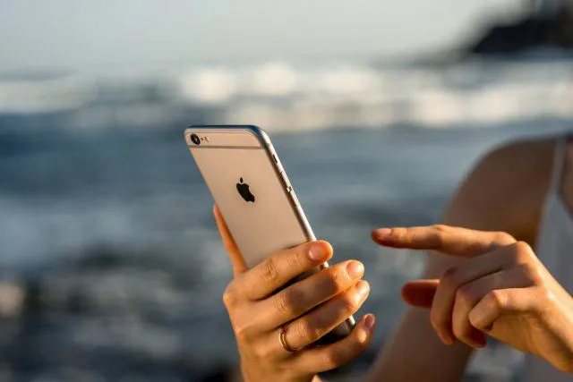 Apple заплатить штраф за сповільнення старих айфонів