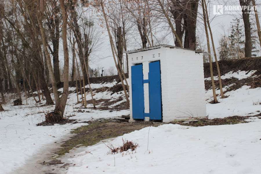Де попісяти у Луцьку: путівник громадськими туалетами міста (карта, фото)
