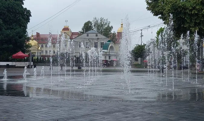 Коли у Луцьку вимкнуть фонтани