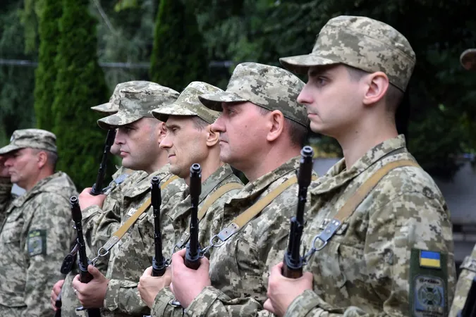 У Луцьку склали військову присягу прикордонники-новобранці (фото)