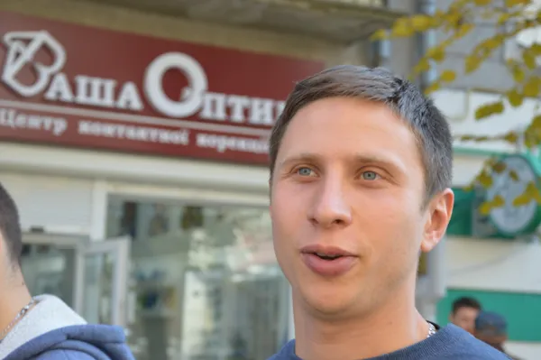 Vox populi: що роблять із опалим листям в Луцьку (фото)