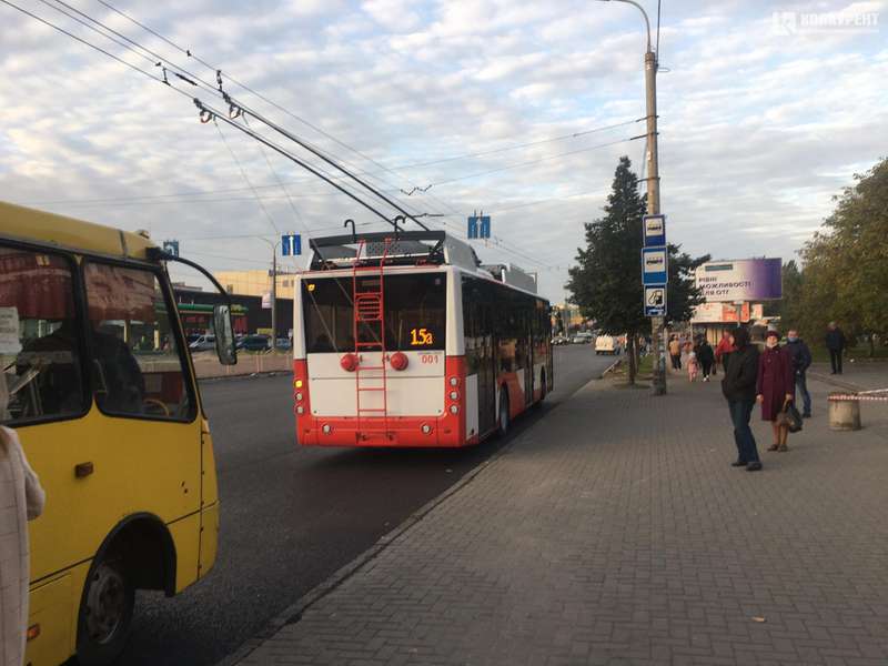 На вулиці Луцька виїхали нові тролейбуси (фото, відео)