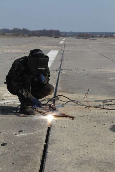Генштаб ремонтує Луцький військовий аеродром