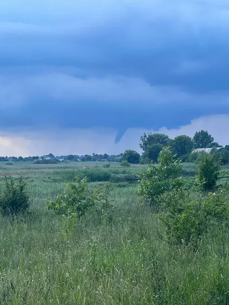 Поблизу Володимира помітили «торнадо»​​​​​​​ (фото, відео)