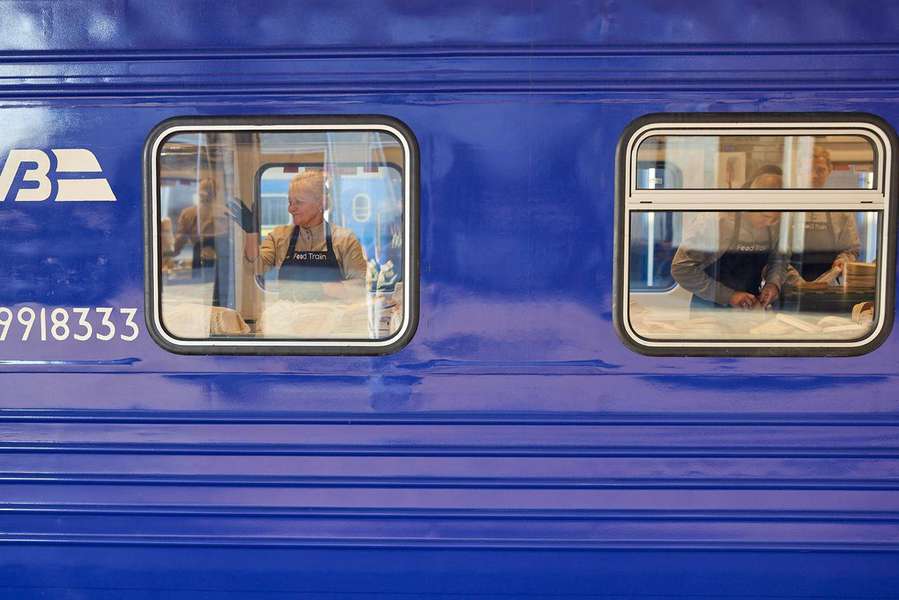 В Україні з'явився перший у світі автономний поїзд-кухня Food Train (фото)