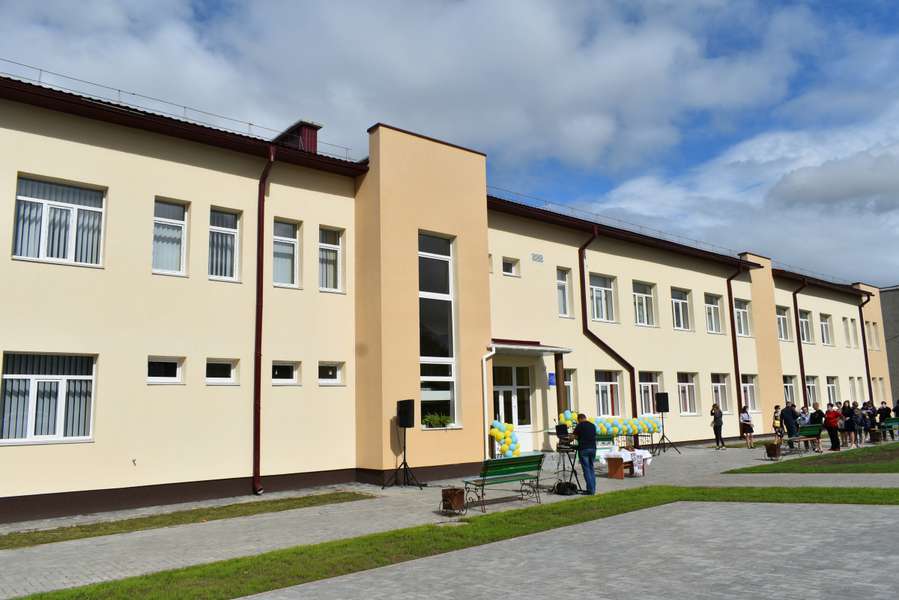 На Волині відкрили модернізований навчальний заклад