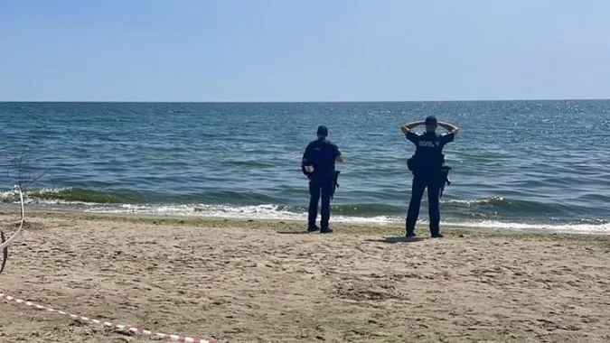 Вдруге за літо: на Одещині під час купання загинули троє людей через міни у воді
