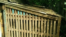 У Луцьку муніципали знесли сараї і паркани (фото) 