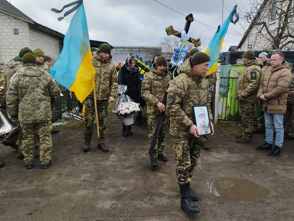 На Волині попрощались із захисником Сергієм Гінчуком (фото)